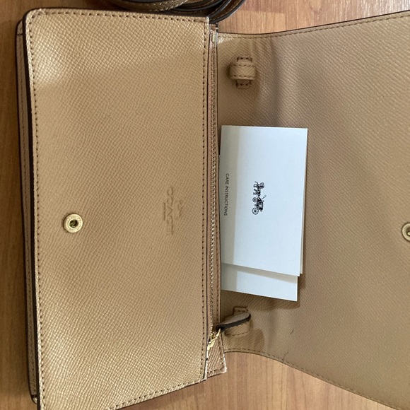 Coach Celestial Studs Clutch with shoulder strap - Picture 4 of 6